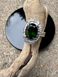 Image 5 of Chrome diopside size 6.5