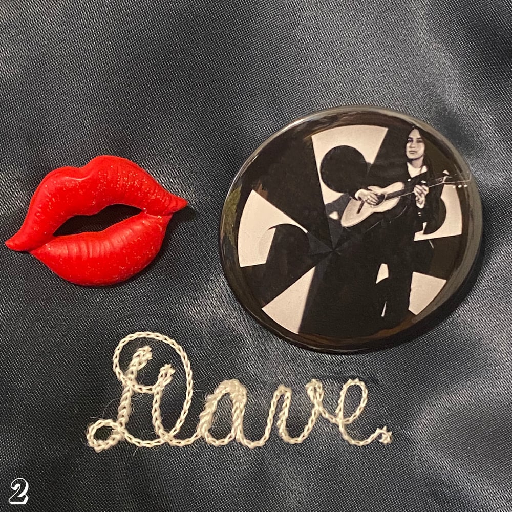 Image of Girl Groups & Girl Singers Buttons! (Volume III)