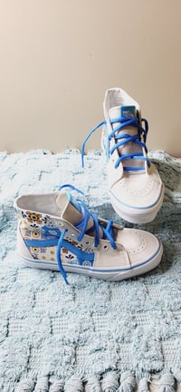 Image 5 of Vans Unisex sk8-hi multicolor floral lace up sneakers Size 7