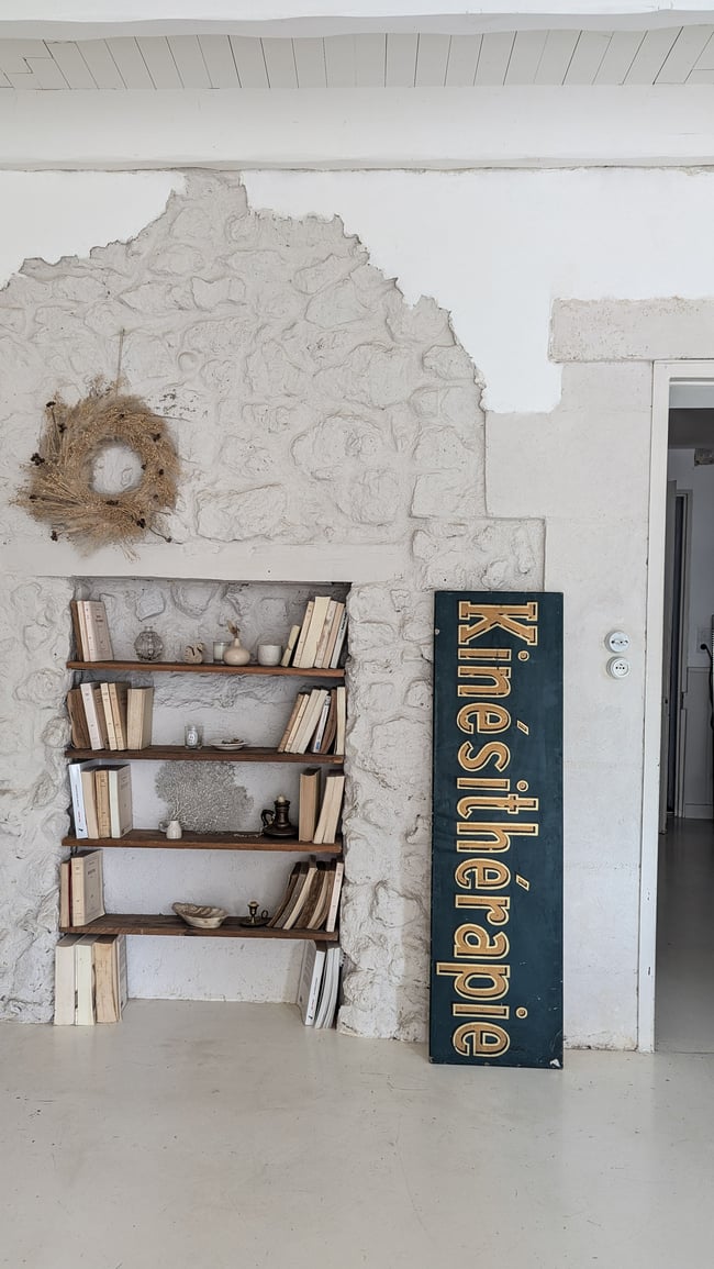 Enseigne Kinésithérapie .