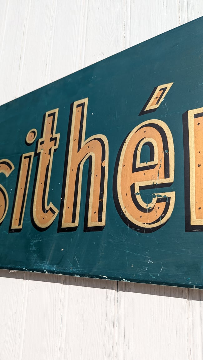 Enseigne Kinésithérapie .