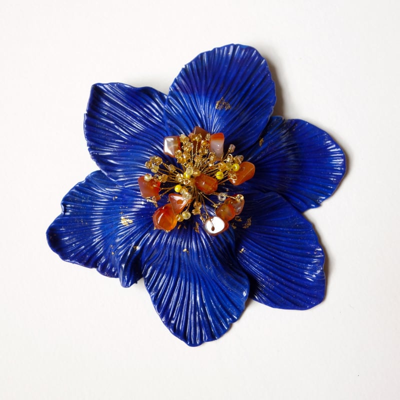 Image of Grande broche fleur Lapis lazuli
