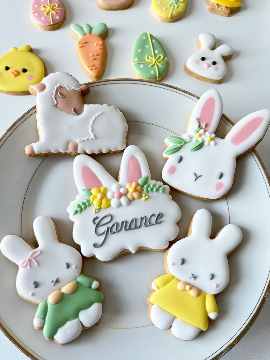 Image of Lapin aux fleurs