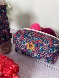 Image 1 of Trousse pour petits projets tricot ou Accessoires: Liberty Wiltshire rose et bleu