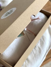 Image 8 of Box de Brocante « Éclat d’Hivernale »