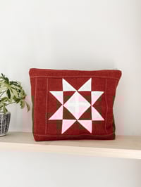 Image 1 of Quilted zipper pouch linen