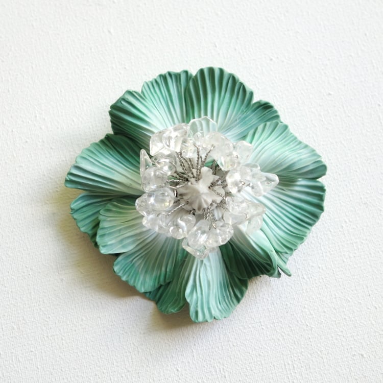 Image of Petite broche fleur Céladon