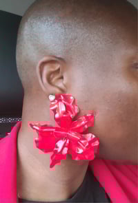 Image 2 of Rouge Petal Earrings 