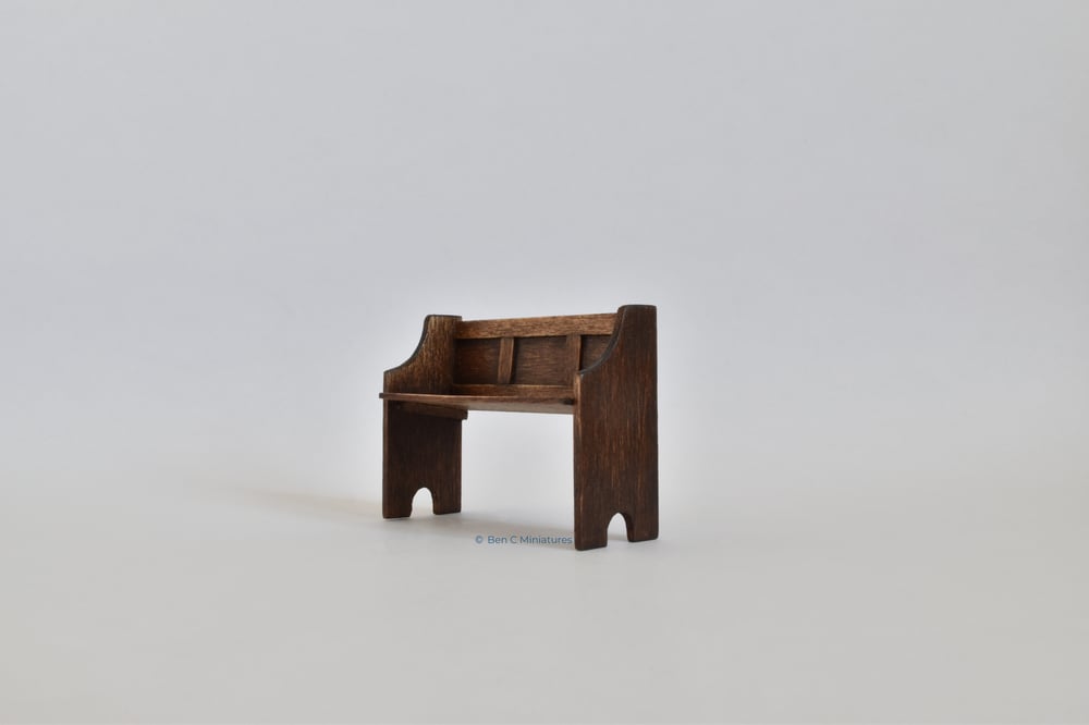 Image of Pew 24th scale