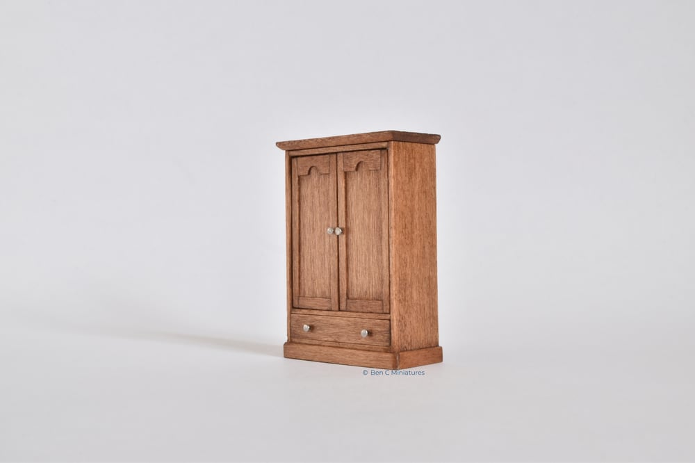 Image of Double Wardrobe 48th Scale