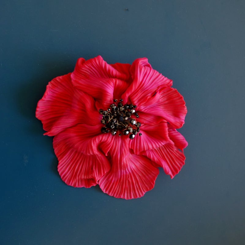 Image of Très grande broche fleur rouge