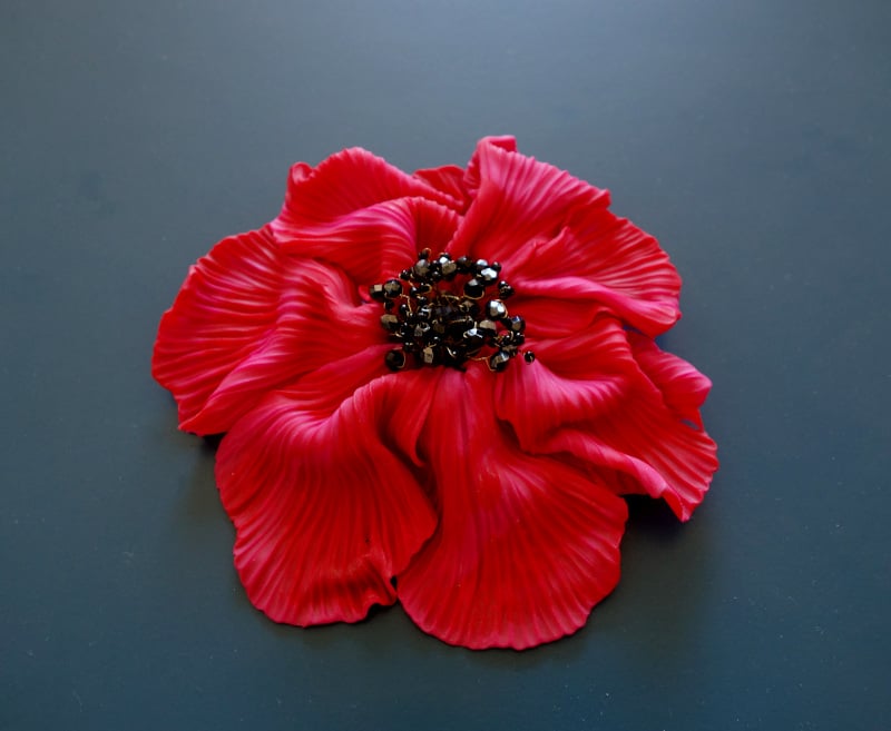 Image of Très grande broche fleur rouge