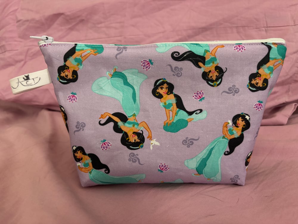 Image of Agrabah Princess Zipper Pouch