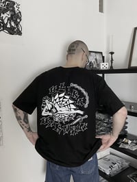 Image 2 of COBWEB T-SHIRT SCHWARZ