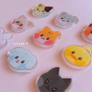 Image of zerobaseone zeroni acrylic pins