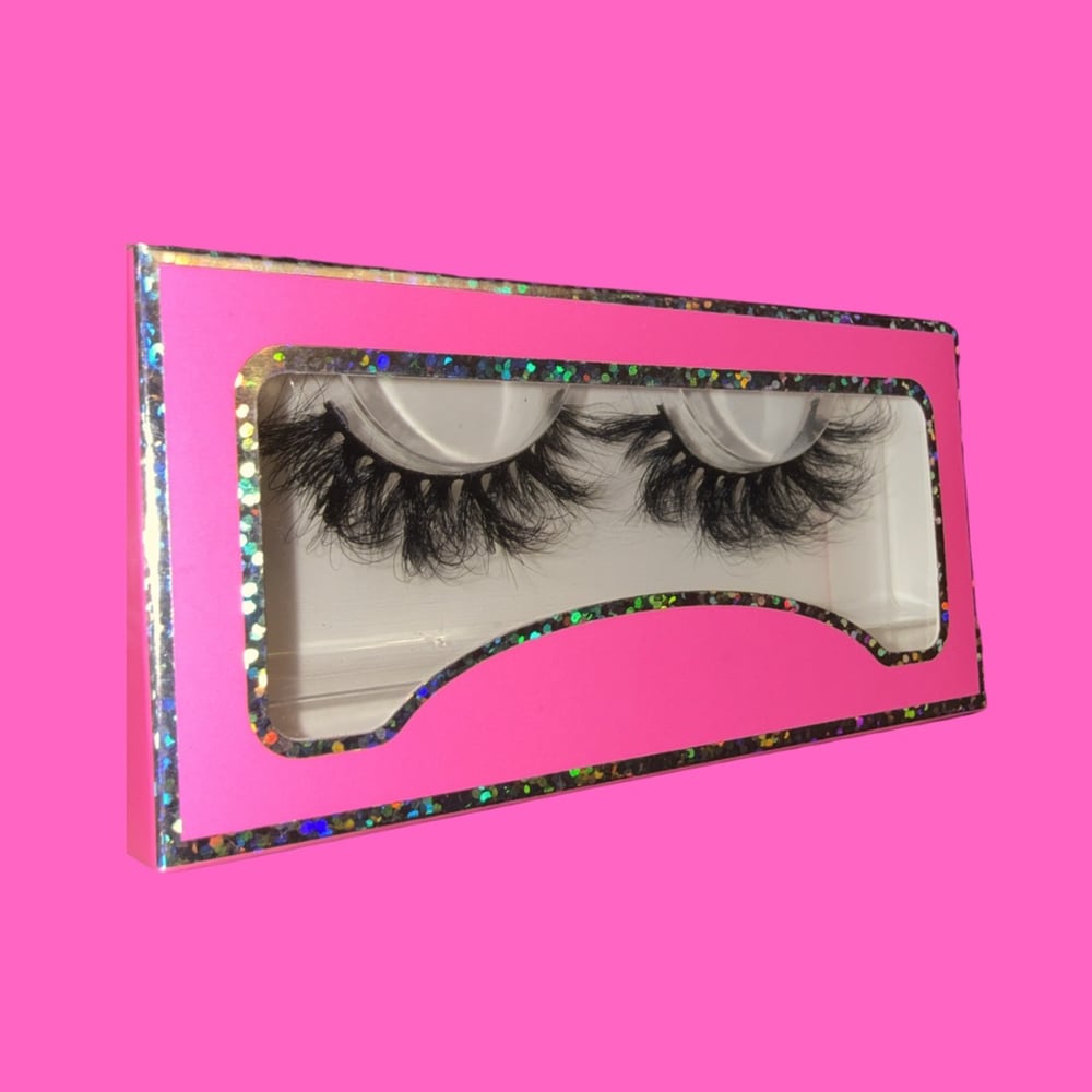 Image of Ladybug Beauty Signature Lashes