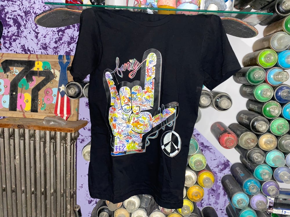 World of Dreems Family LUV & Peace T-Shirt White & Black