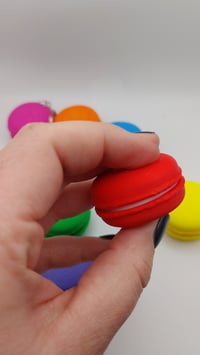 Image 4 of CLICKY MACARON FIDGET KEYCHAIN