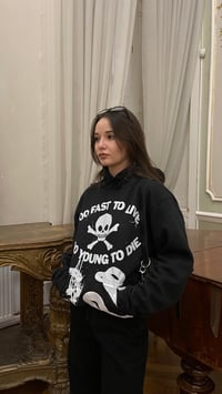 Image 5 of TOO FAST HOODIE SCHWARZ