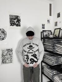 Image 2 of TOO FAST HOODIE GRAU