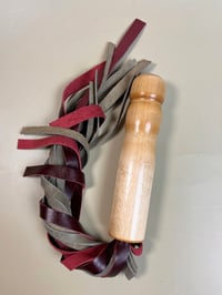 Image 5 of Stingy burgundy & gray flogger