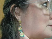 Clay daisy sunglasses earrings 