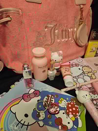 Image 2 of Juicy Couture Wingin It Tote Meets Hello Kitty Bundle *