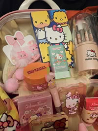 Image 6 of Hello Kitty Bling Makeup Case Bundle _