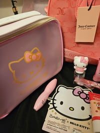 Image 5 of Juicy Couture Domed Weekender Bag Meets Hello Kitty Bundle 