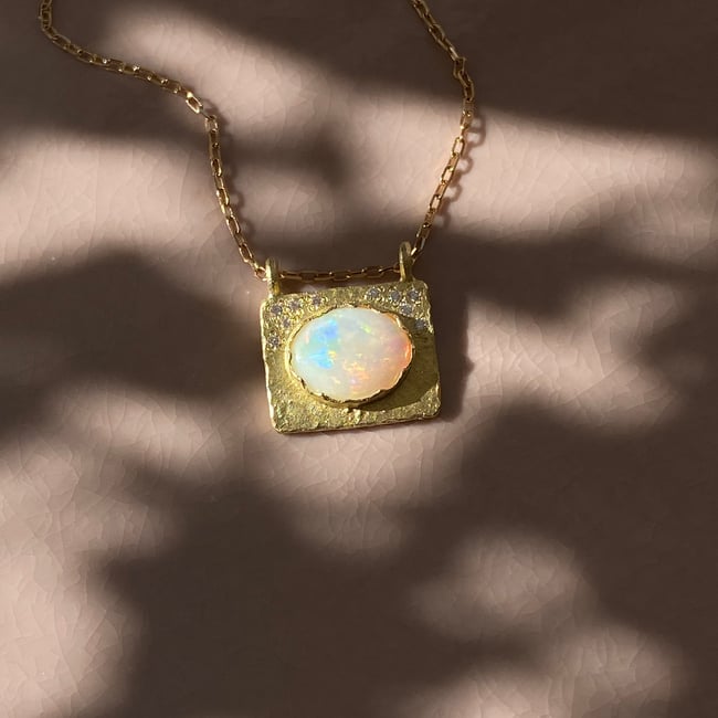 OPAL DIAMOND NECKLACE
