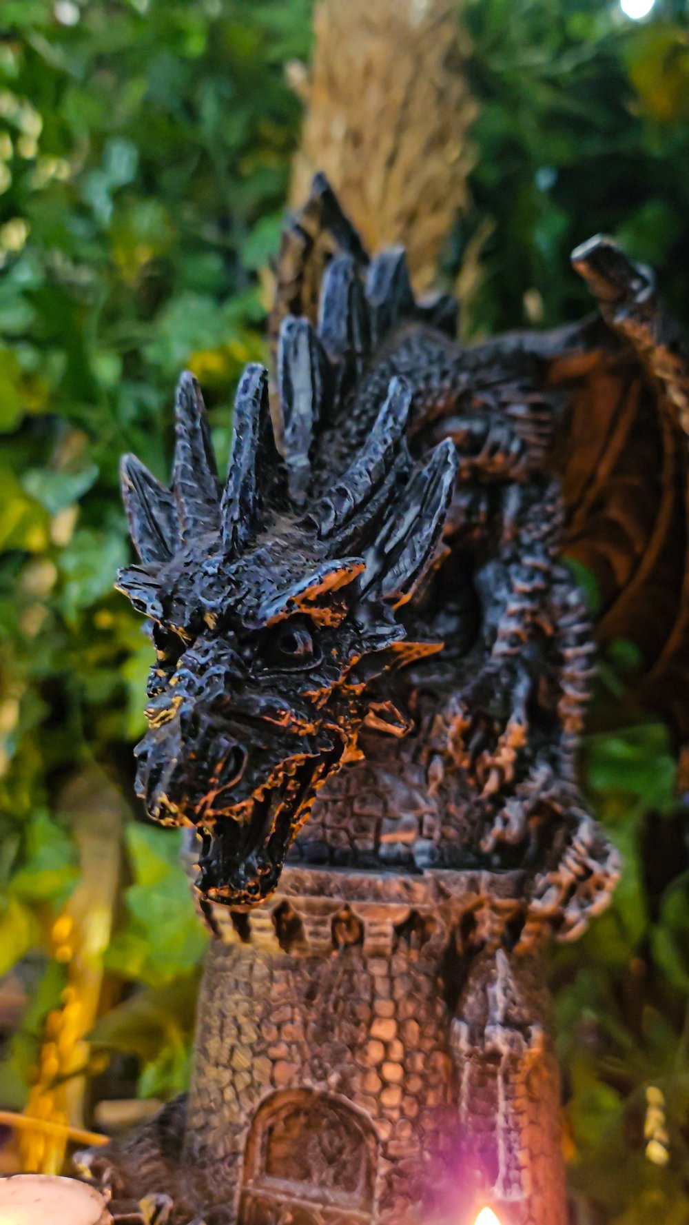 ๐The Armored Kingdom Dragon's Fury Flameforge Candle Holder with 2 Candles ๐๐ฏ