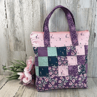 Image 25 of QUILTY FUN ZIPPERED TOTE KIT - Mother's Day Brunch Bag
