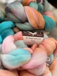 4 oz. Wool Roving "Dawn"