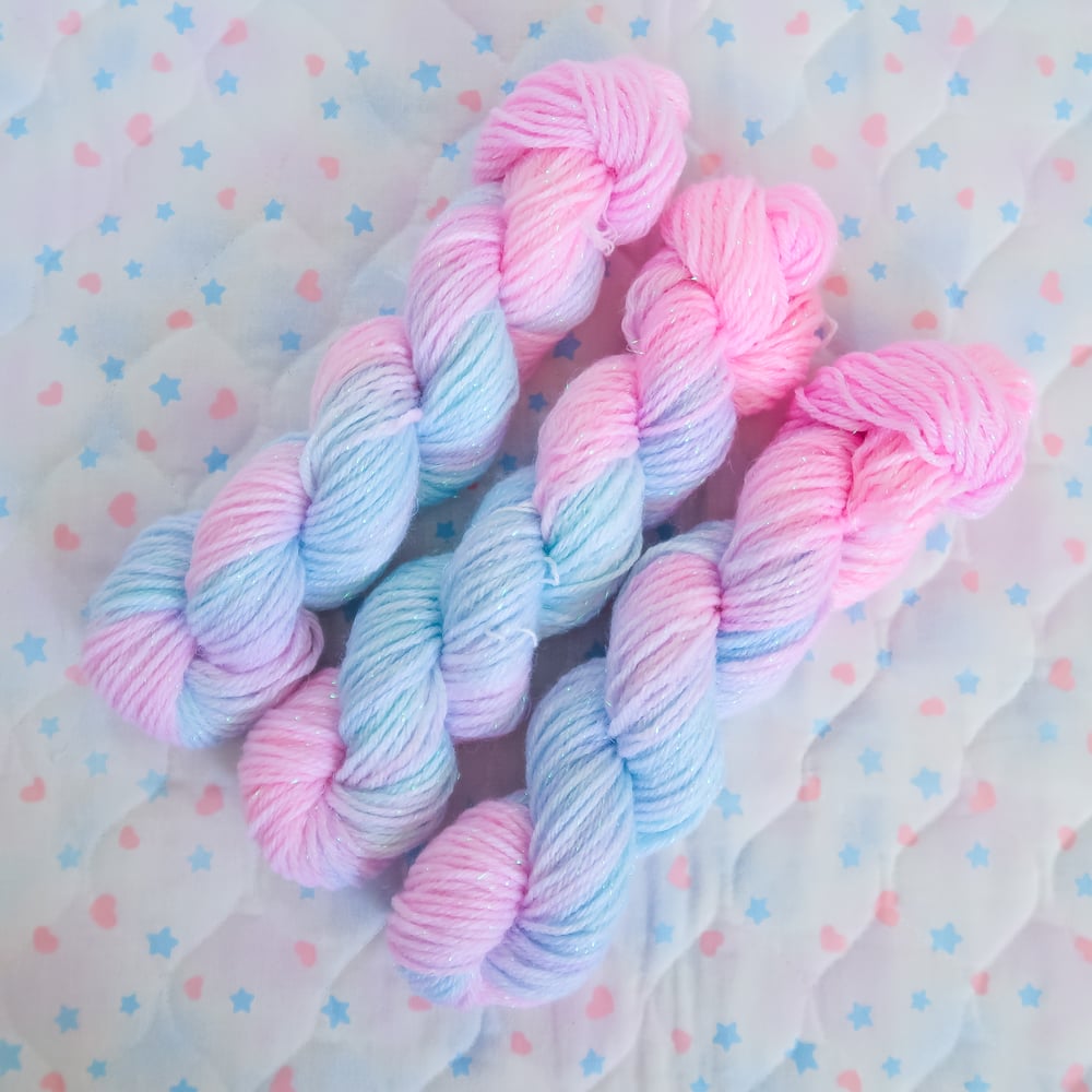 Iridescent Yarn: Mixed Berry
