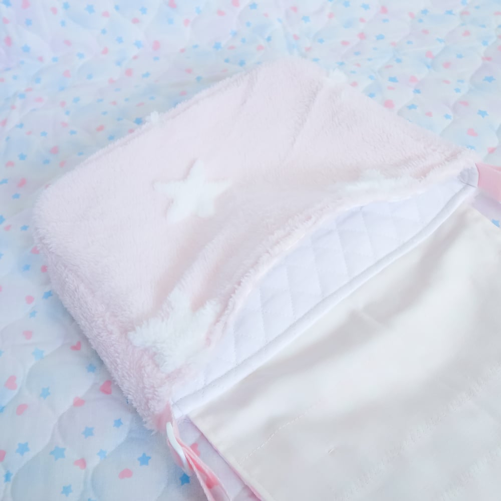 Flap Bag: 01