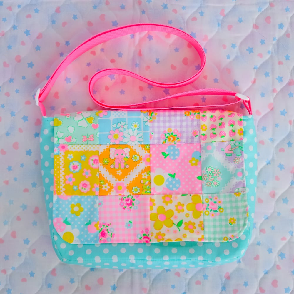 Flap Bag: 02