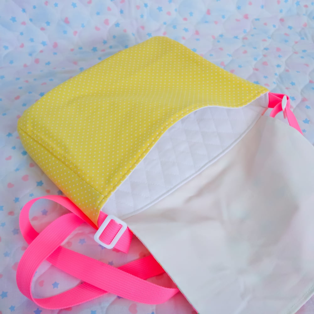 Flap Bag: 04