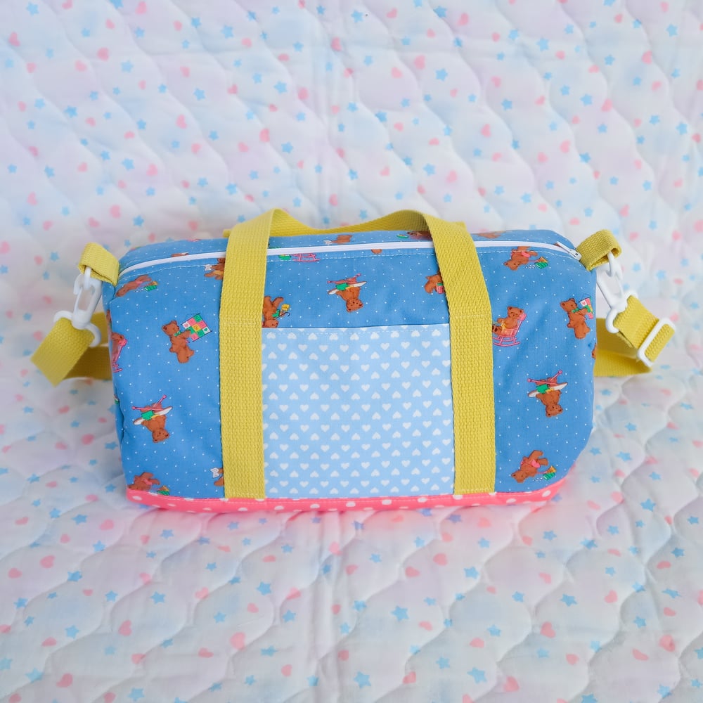 Round Duffle Bag: 05