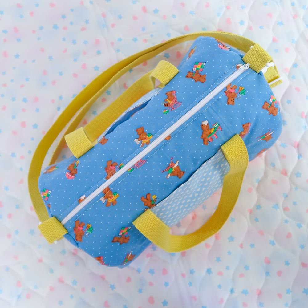 Round Duffle Bag: 05