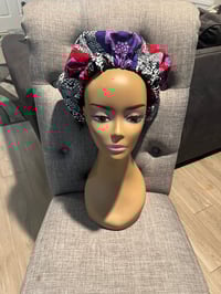 Image 4 of Medium Bonnets