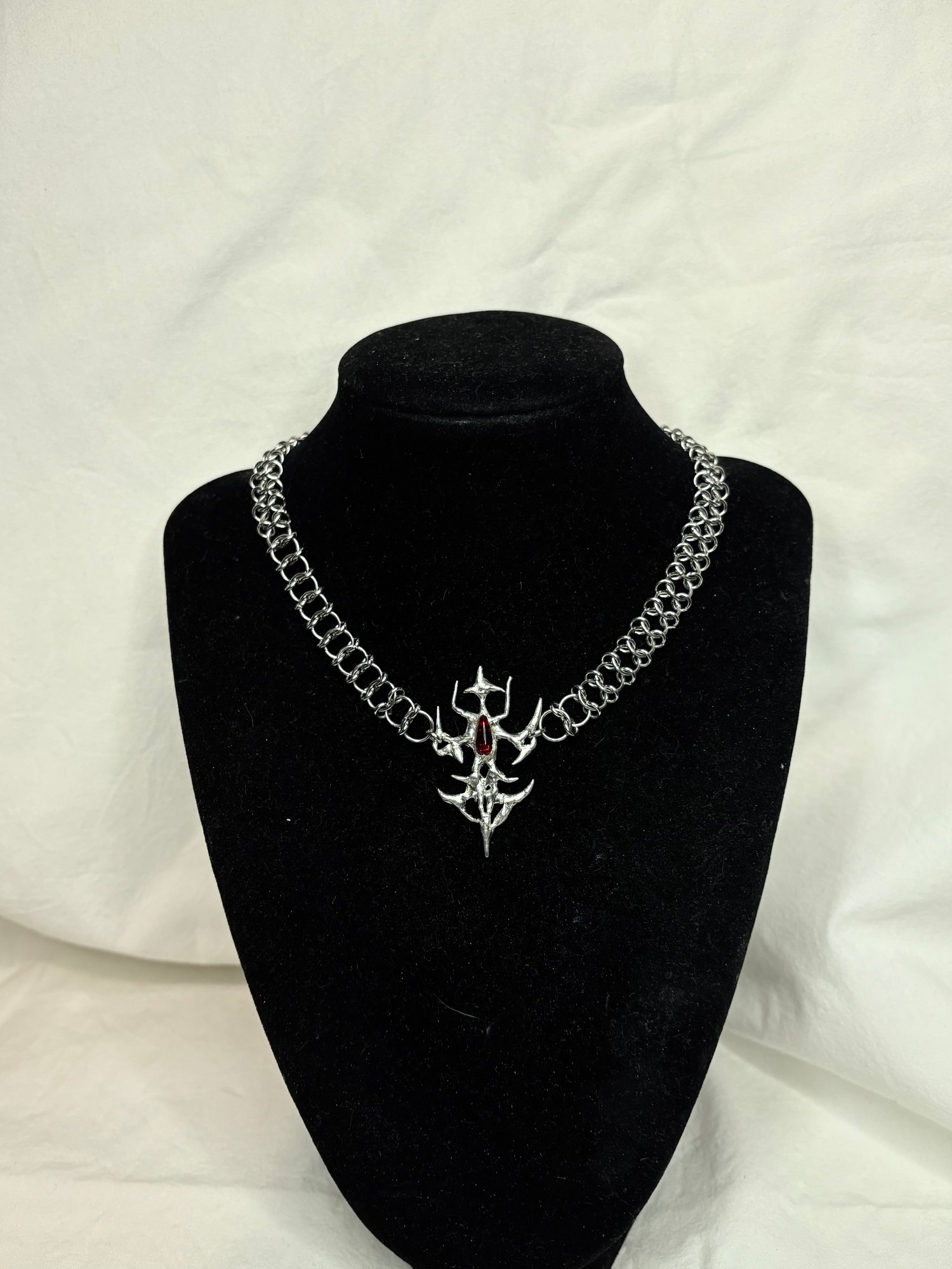 Image of 'Thorn Necklace'