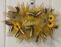 Image 1 of Pretty Bee Sunflower Wreath