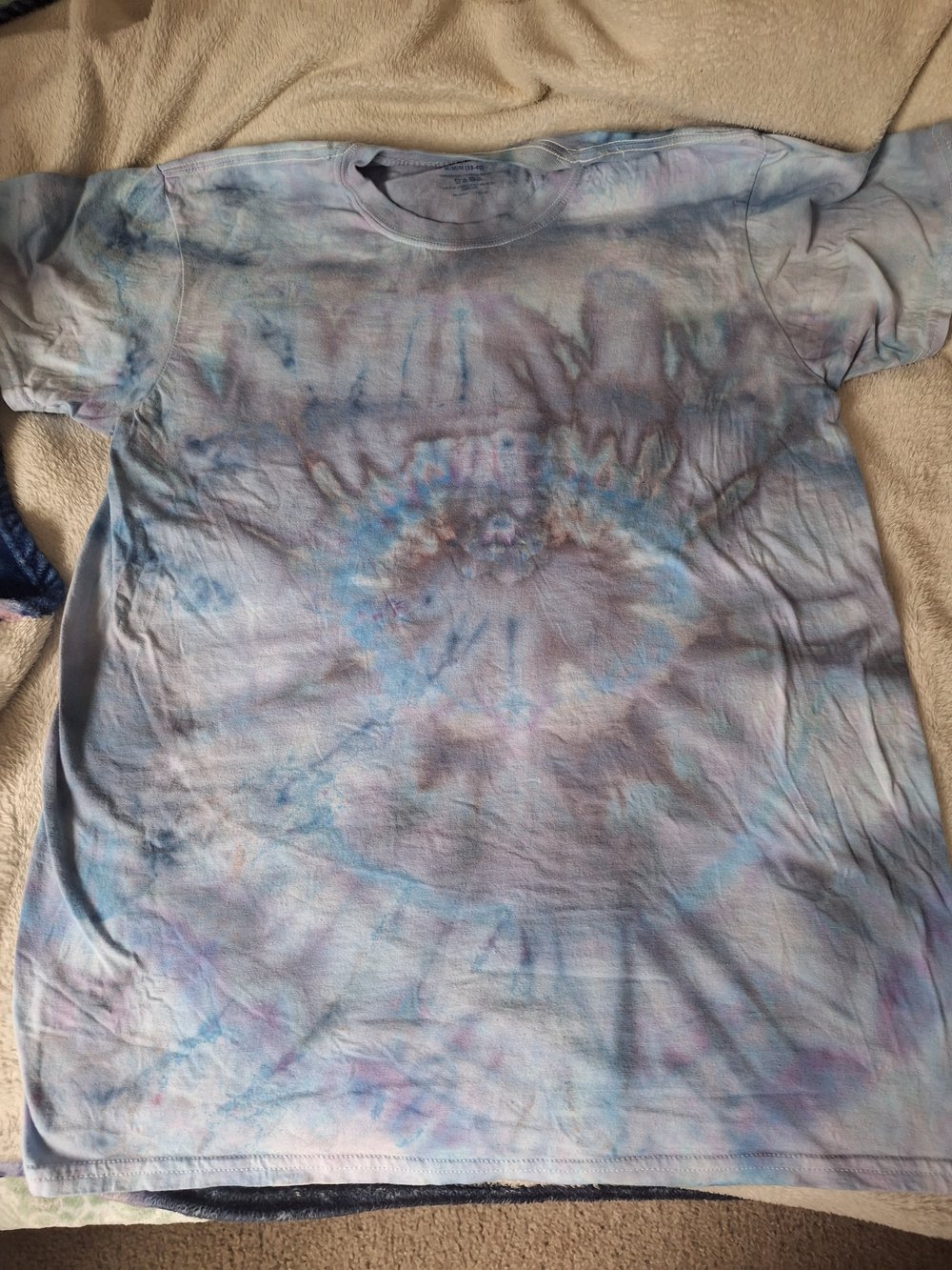 Image of Men's medium tye dye shirt