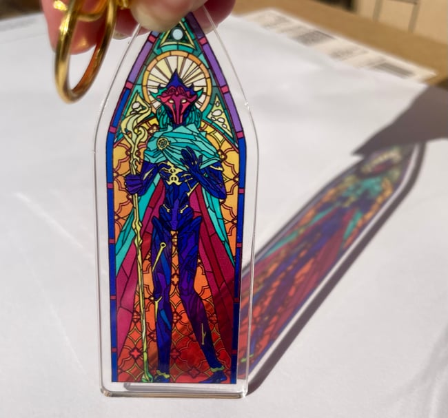 [ Arcane ] Stained Glass Herald Charm