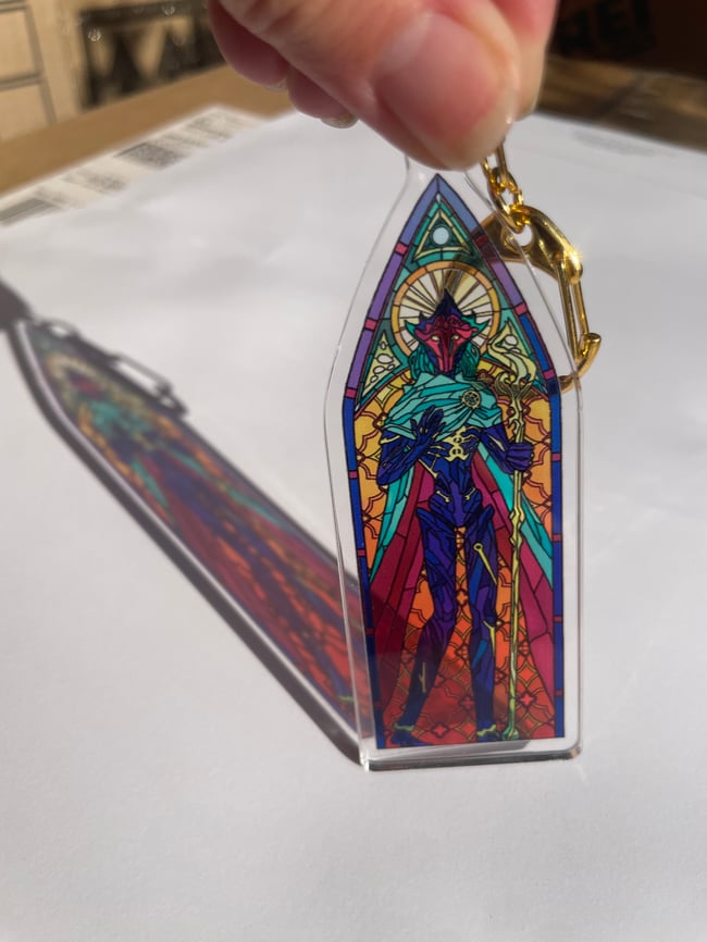 [ Arcane ] Stained Glass Herald Charm