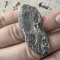 Image 3 of silver ring size 55