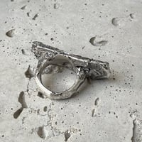Image 3 of silver ring size 51