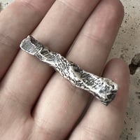Image 2 of silver ring size58