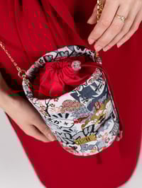 Image 4 of Bolso Bucket Manga Vol.1 