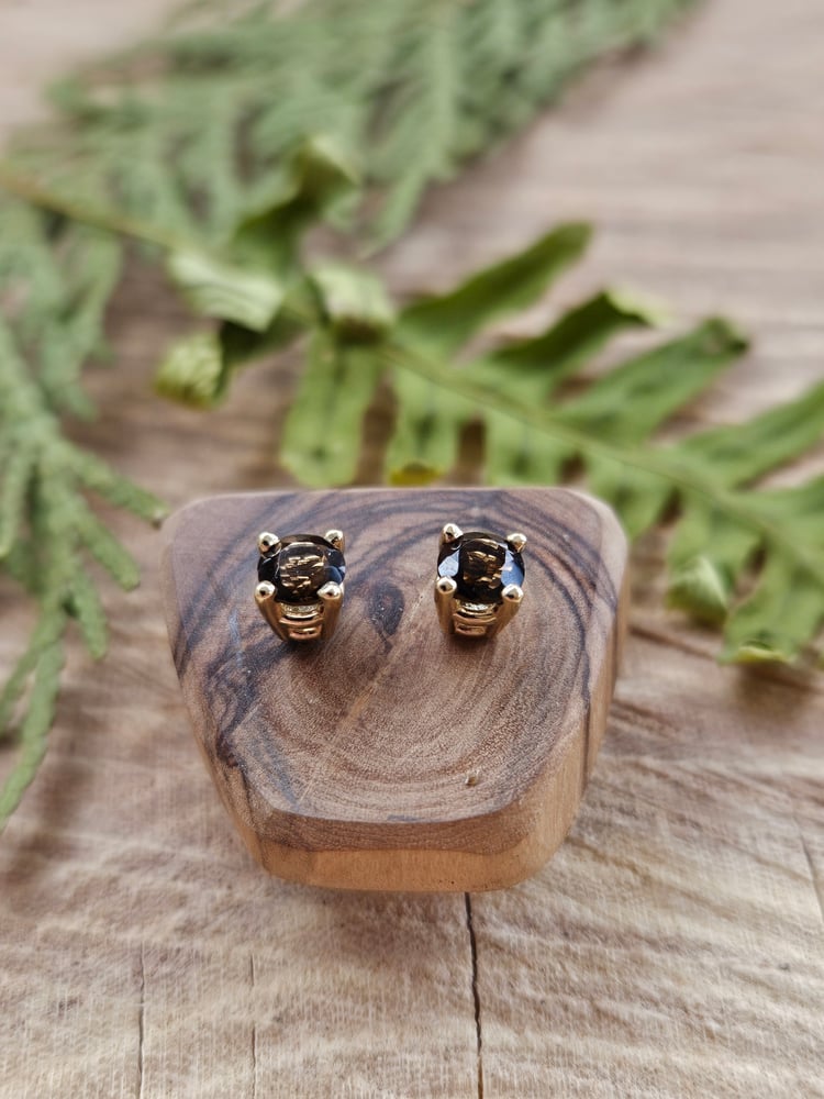 Image of 14k Yellow Gold Smokey Quartz Stud Earrings 